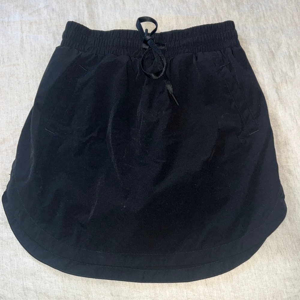 XS Halara Everyday Skirt - Serenity